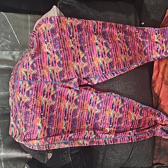 Essenza Leggins.  Very Colorful 3xl workout material 💪 - Picture 4 of 5